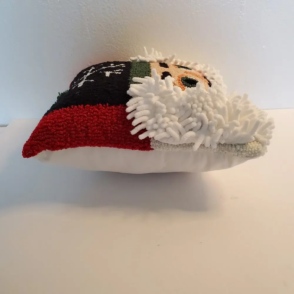 Nutcracker Pillow Christmas Peking Handicraft 3D Holiday Hand Hooked 14x14 New